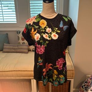 Johnny Was tee shirt